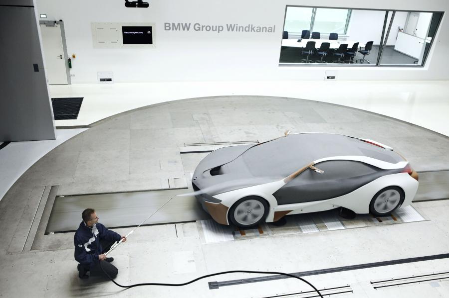  BMW Vision EfficientDynamics Concept 2009 года  (фото 3 из 206)